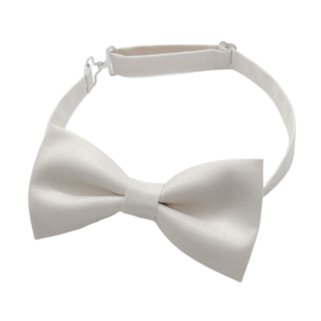 AIMUDI White Bows Bulk 2.5 White Christmas Bows Premade Small Bows Pre  Tied Mini White Stick On Bows for Wedding Favor Twist Tie Bows for Baby  Shower