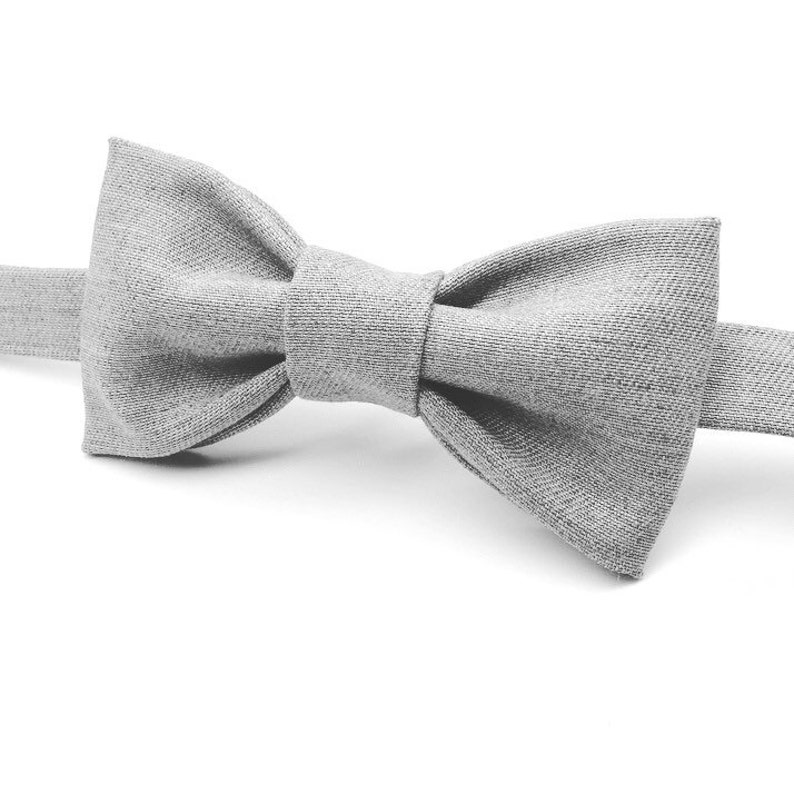 Grey Mens Bow Tie// Light Gray Mens Bow Tie