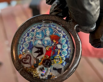 Sora Keychain, Kingdom Keychain, Video Game Keychain, Resin Shaker Keychain, Resin Keychain, Shaker Keychain, Liquid Shaker Keychain