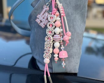 Llavero rosa con cuentas, bonito adorno para bolso, llavero hecho a mano, accesorios femeninos, regalo para ella, Soft Chaos