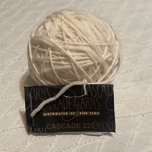 Cascade Yarns 220 Peruvian Highland Wool Col. 8505