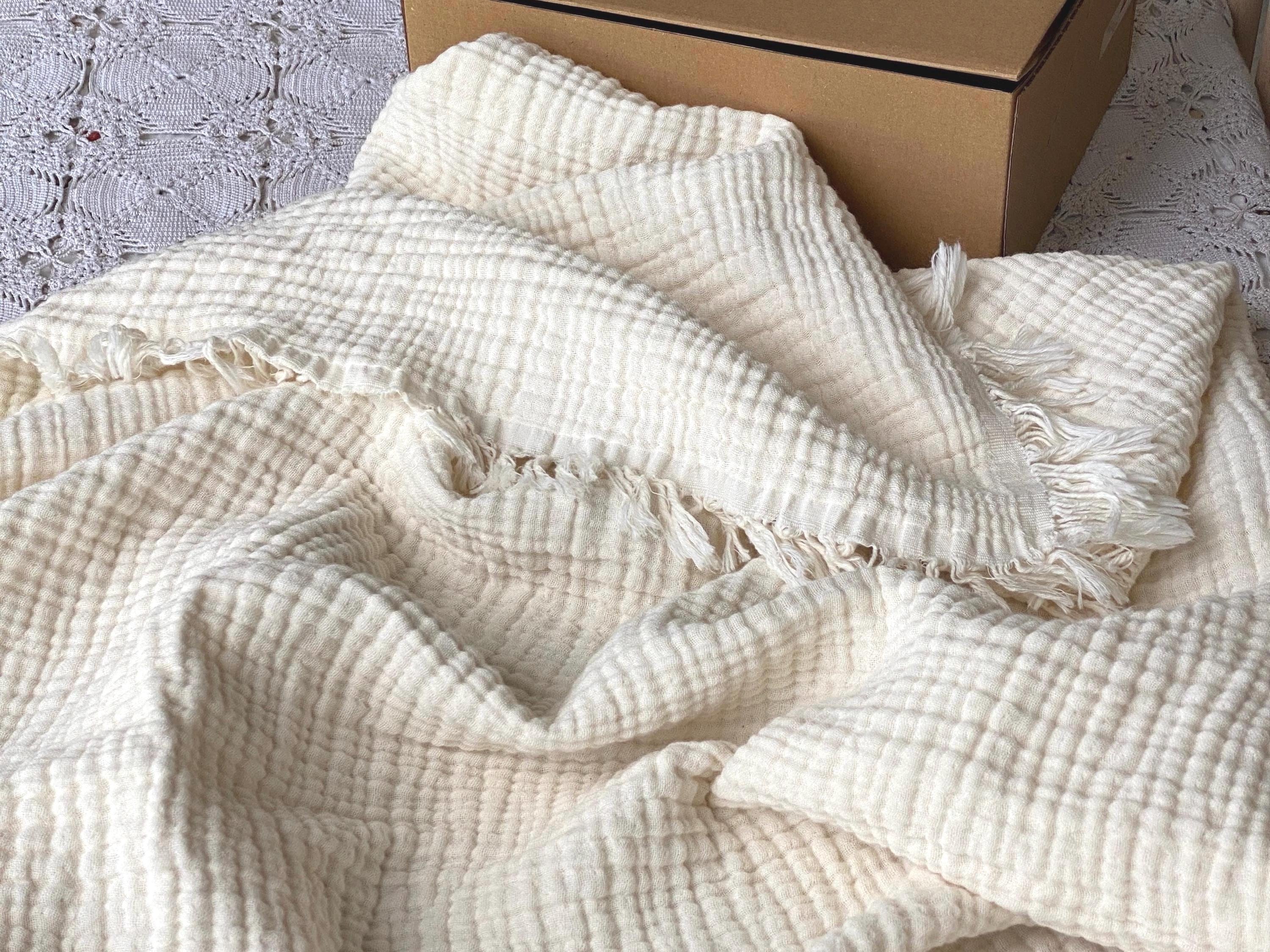 Couverture crème 4 couches en mousseline biologique pour bébés et tout-petits – Franges en gaze bohème | Couverture pour lit de bébé garçon fille | Cadeau baby shower pour nouveau-né