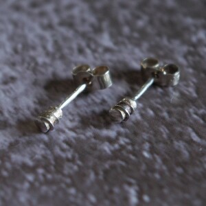 Silver screw thread studs