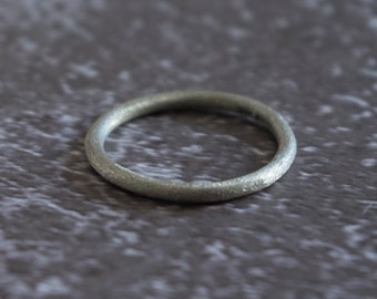 Silver fine ring with sparkle finish