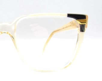 Vintage Hight Fashion White Pilar Crespi Eyeglasses Frames, Brand New & Unused Eyewear from the Past