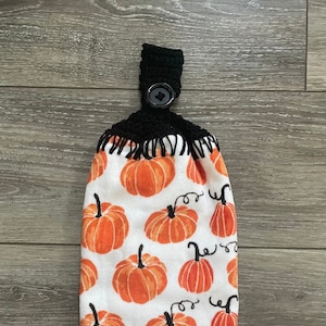 Fall Kitchen Towel, Fall Kitchen Decor, Crochet Kitchen Towel, Crochet Towel Topper, Fall Home Decor, Crochet Home Decor, Fall Towel