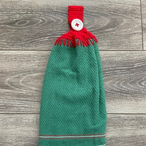 Christmas Decor, Christmas Kitchen Towel, Christmas Gift, Christmas Kitchen Towel with Crochet Topper, Crochet Towel, Kitchen Decor