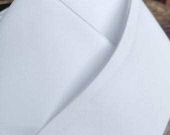 All White- Stockbubble Tie