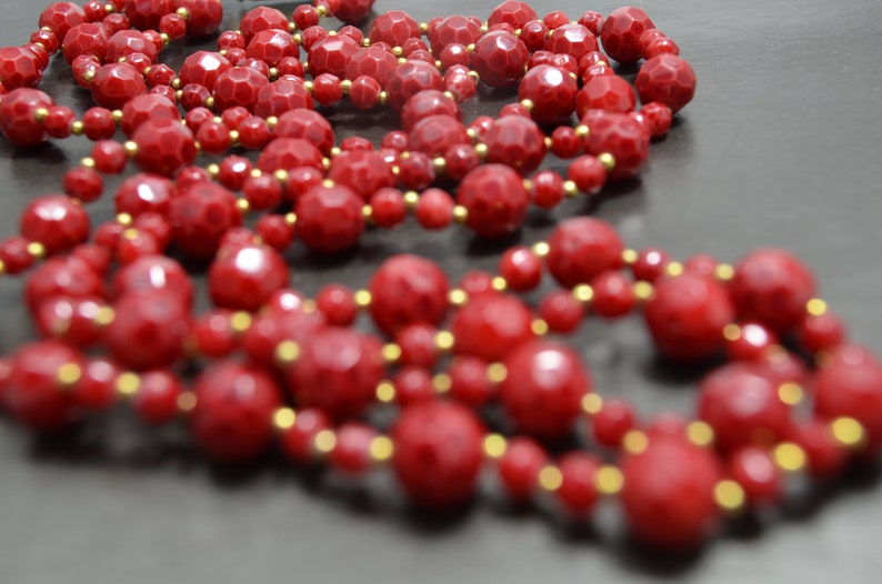 Red Gold Necklace Natural Coral Beaded Long Gemstone Necklace Artisan Jewelry Natural Stone Art Deco Statement Necklace Gifts for Mom