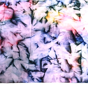 Cotton Batik Quilt Fabric Spectrum Bali Mottle from Hoffman Fabrics