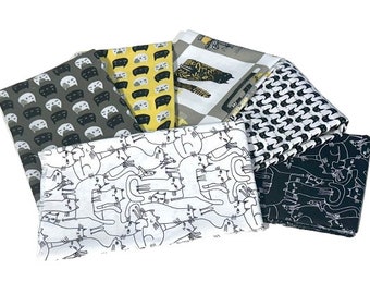 Cat Cotton Quilt Fabric Fat Quarter Bundle, 6 Pieces, in Yellow, Black and White