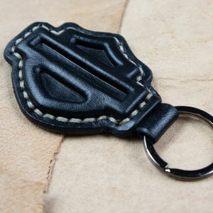 Beautiful handmade leather keychain HD   BLACK and WHITE