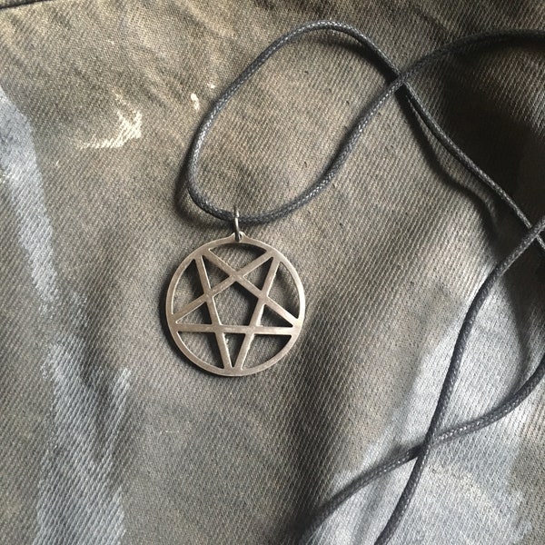 Inverted pentagram - necklace