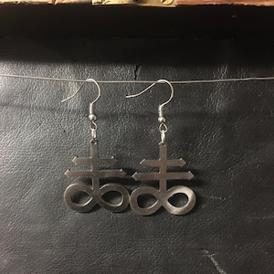 Leviathan cross, small - earring PAIR