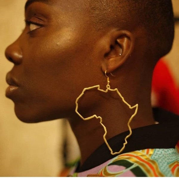Brass outline map of Africa