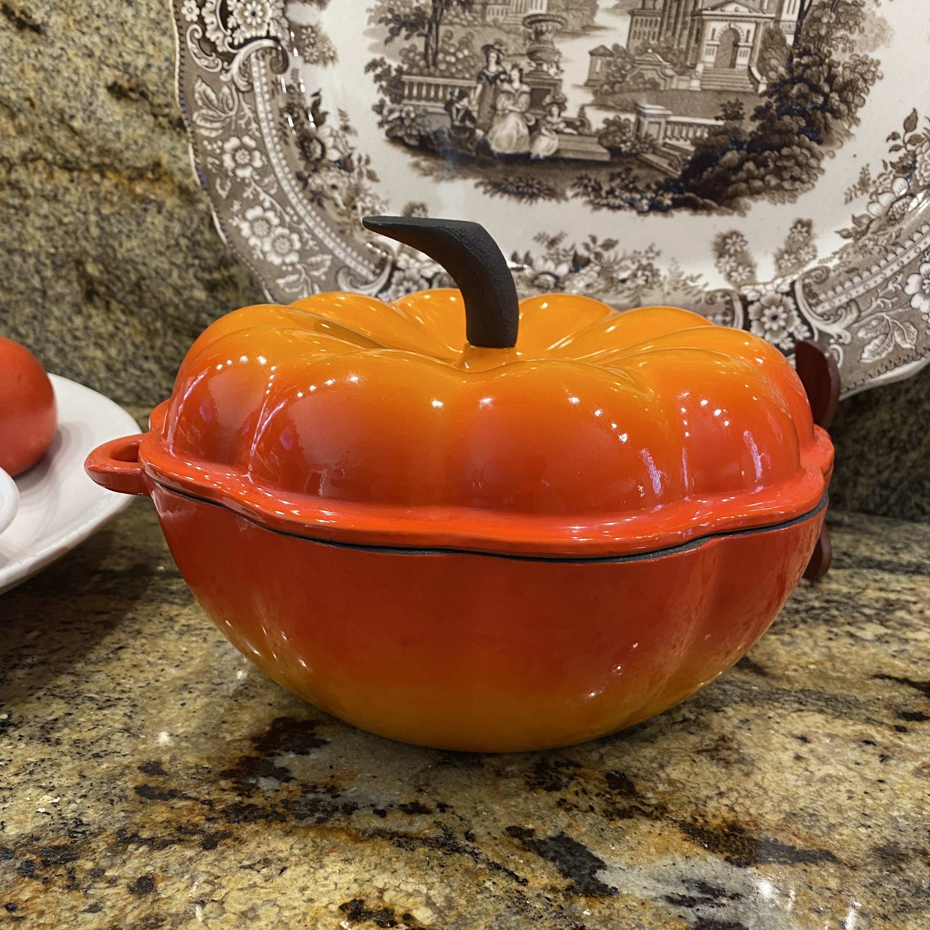 Cast Iron Pumpkin Casserole Dutch Oven Country Cottage Enamel 