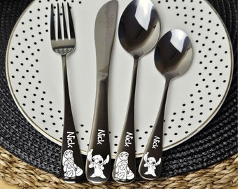 Personalisierte Zeichentrickfiguren Besteck, Kinderbesteck Geschenk, Kinderbesteck, Benutzerdefinierte Utensilien Set, Kleinkind-Besteck, Taufe Geschenk