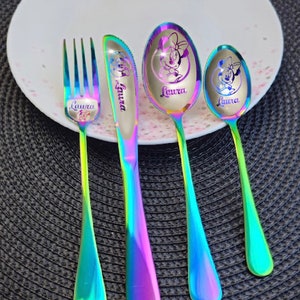 Cubiertos infantiles personalizados, regalo de cumpleaños para niños, juego de utensilios personalizado, cubiertos con personajes de dibujos animados, regalo de bautismo.