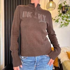 DKNY ZIP SWEATER