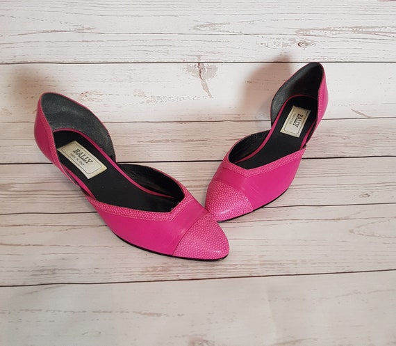 cerise pink kitten heels