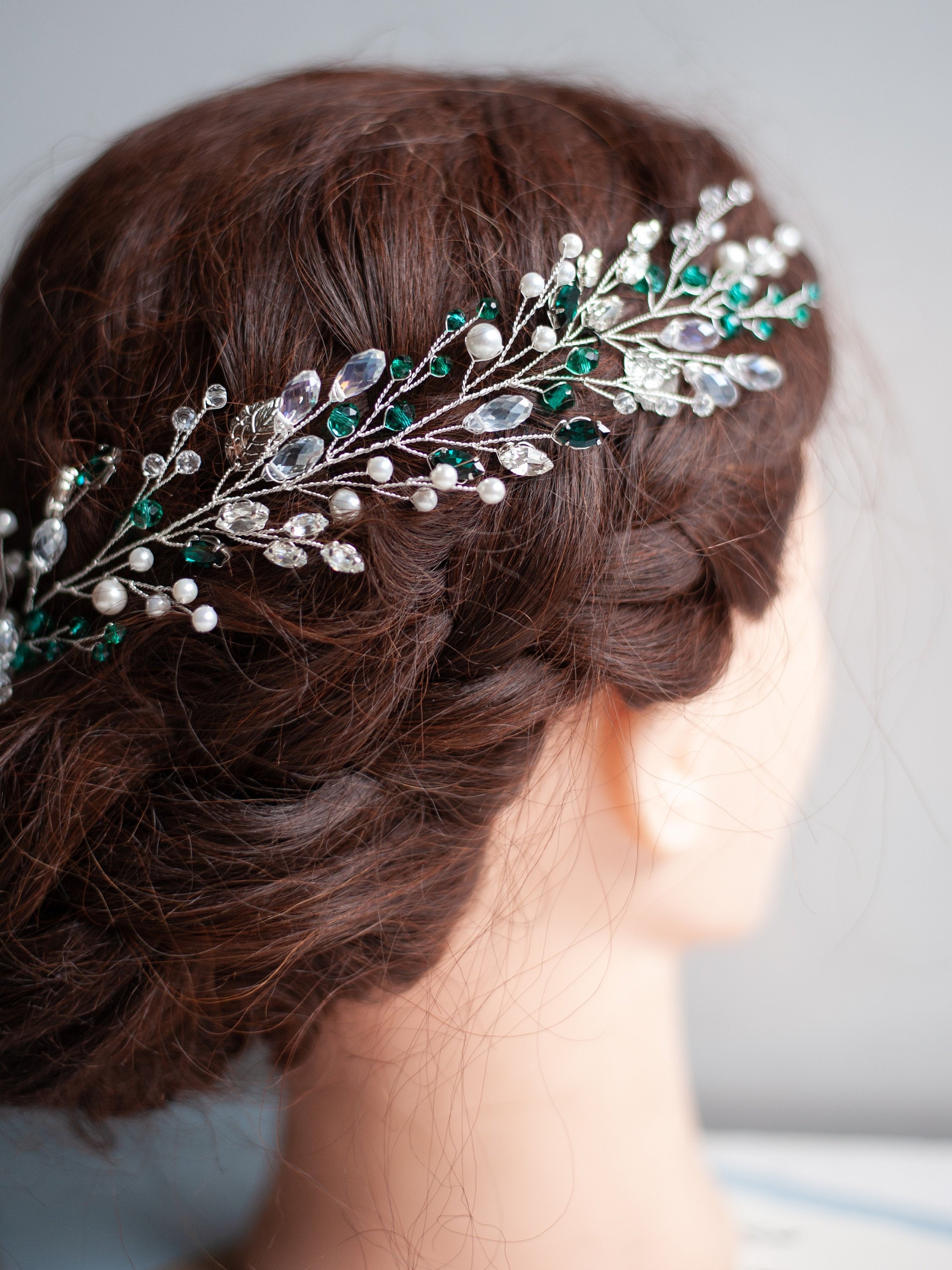 Emerald bridal hair piece Green hair vine Pearl and crystal Etsy