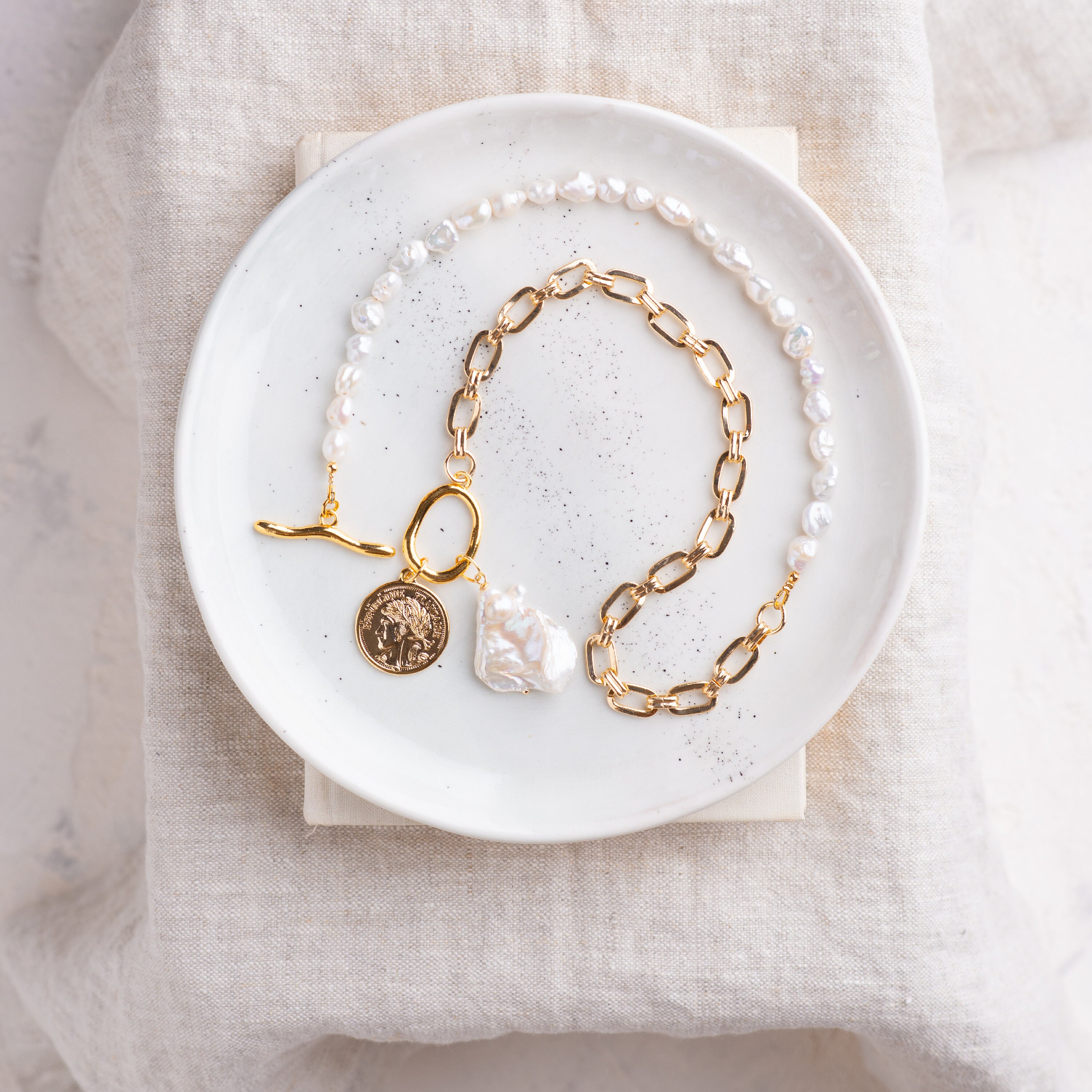 Half chain half pearl gold necklace with large baroque pearl Etsy