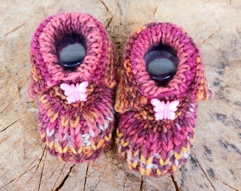 knitted baby shoes "butterfly" NEW - handknitted