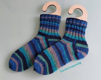 Socks/ wool socks/ ladies socks  - sock size 38/39 - hand knitted - 6-ply-Wool, thick socks