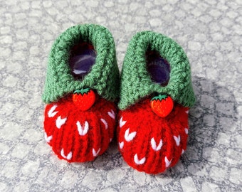 Gestrickte Babyschuhe Erdbeere 3-6 Monate Babybooties Babyschühchen Strickschuhe Geschenk zur Geburt Erdbeerschuhe Geschenk Babyparty Socken