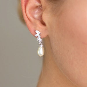 Silver flower and pearl bridal earrings, Boston, Wedding earrings, romantic bridal jewelry.