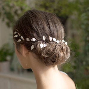 Bridal hair vine with silver leaves. Golden vine head jewel for bridal bun. saw. image 1