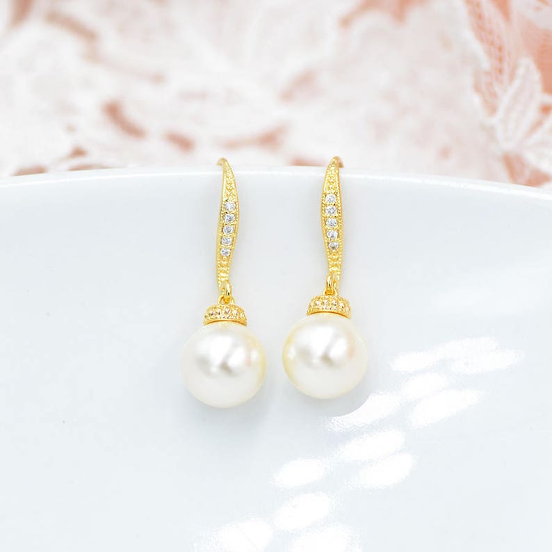 Pearl bridal earrings, Manoha, Pearl wedding jewelry, Pearl earrings, Bridal earrings Pearls ivory, white image 1