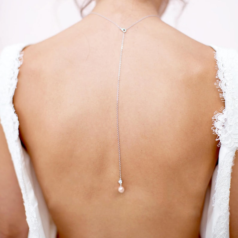 Bijou De Dos – Collier De Perles Blanches – Neuf Avec étiquettes