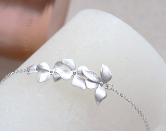 Orchid silver bridal bracelet. Synthia, a romantic boho bridal vine bracelet.