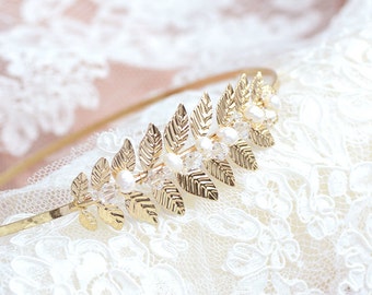 Wedding head talon, Olivia, silver bride headband with pearls and crystal, boho style bridal head jewelry, golden bride headband