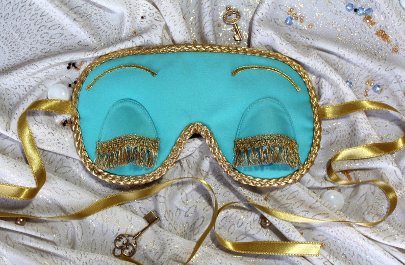 Holly Golightly sleep mask, Sleep mask with eyes, Travel gift for her, Audrey Hepburn mask, Mask for sleep image 2