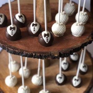 Wedding, Wedding Favors, Bride Groom Cake Pops, Bridal Shower favors, Party Favors, Bridal Shower, Wedding Ideas, Wedding Gift, Engagement image 2