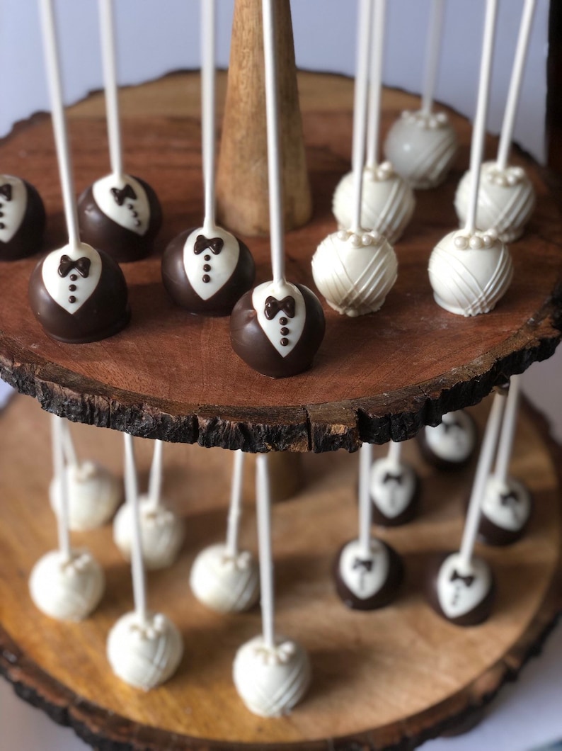 Wedding, Wedding Favors, Bride Groom Cake Pops, Bridal Shower favors, Party Favors, Bridal Shower, Wedding Ideas, Wedding Gift, Engagement image 2