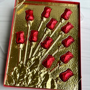 Dozen Roses, Red Roses, Rose Bouquet, Valentines Gift, Gift for Her, Milk Chocolate, Roses, 12 Roses, Chocolate Gifts, Engagement gift