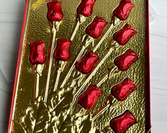 Dozen Roses, Red Roses, Rose Bouquet, Valentines Gift, Gift for Her, Milk Chocolate, Roses, 12 Roses, Chocolate Gifts, Engagement gift