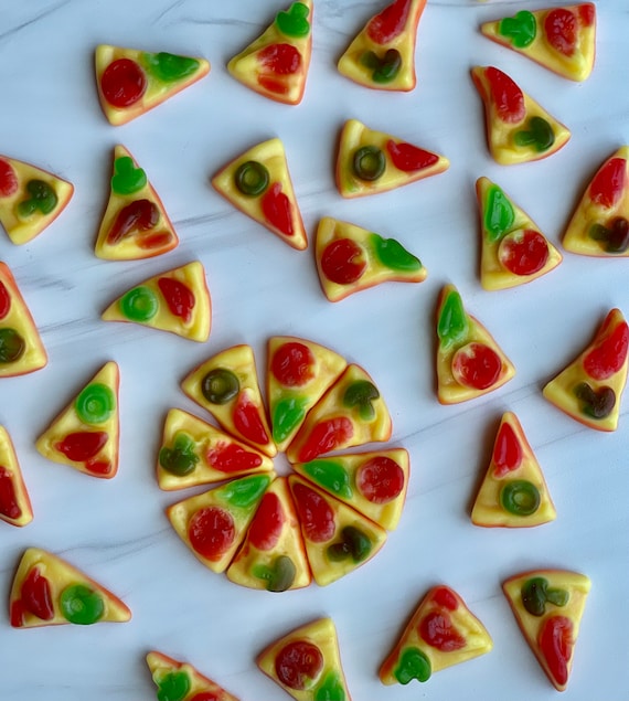 Bonbons gélifiés, Pizza gélifiée, Bonbons gélifiés, Boîte à bonbons, Panier  de bonbons, Pot de bonbons, Sacs de bonbons, Bonbons en vrac, Pizza, Bonbons,  Buffet de bonbons, Pizza Party -  France