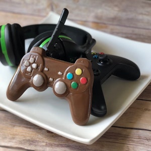 Chocolate video game control, gifts for gamers, gamer party, Groomsmen gifts, Chocolate Gift, Chocolate Game Controller, Video Game Party