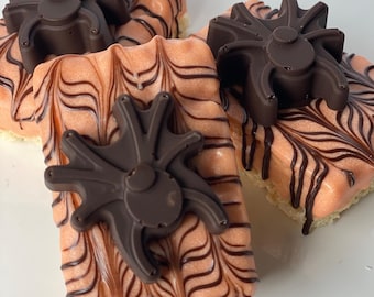 Spider Rice Crispy Treats (6)