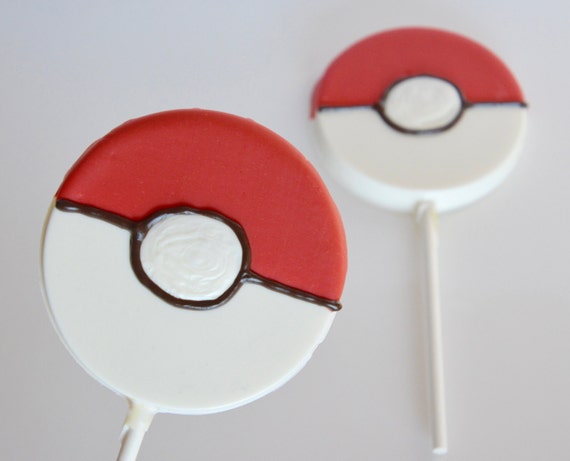 Pokemon Lollipops (12), Pokemon Party, Pokemon Go Birthday, Pikachu Party, Pokemon Candy, Pokemon Birthday Ideas, Pokeball Il_570xn