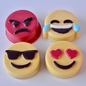 Emoji Cookie Chocolate Covered Cookie Set (12), Emoji Candy, Emoji Birthday, Emoji Party, Emoji Theme, Emojis, Emoji Favor, Emoji candy