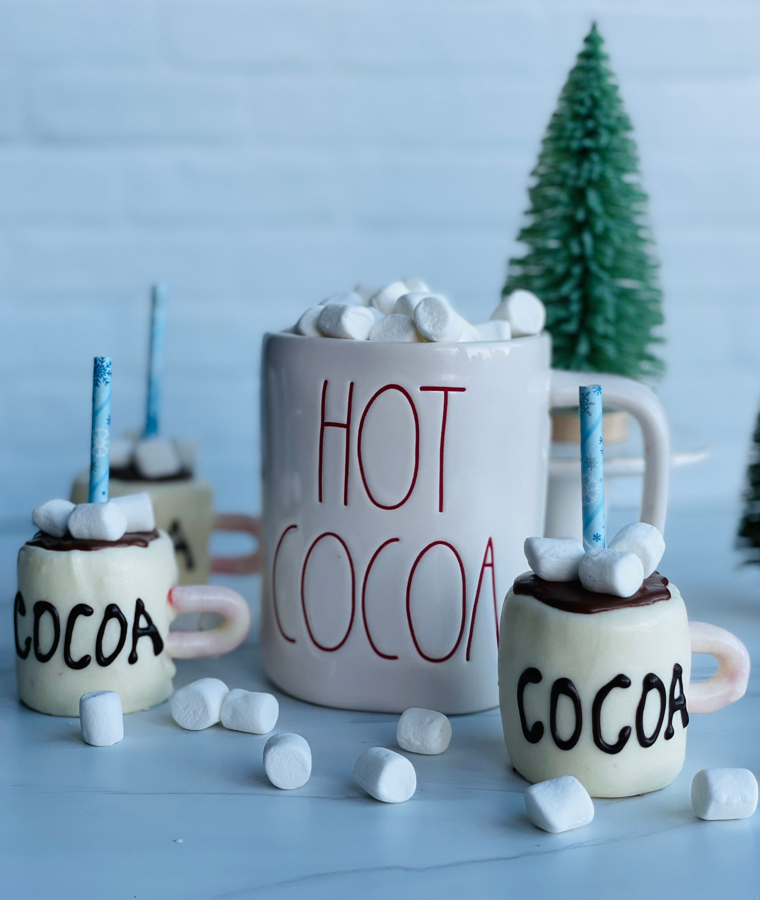 Hot Cocoa/Latte Topper: Marshmallow Dark Chocolate Peppermint - 18ct