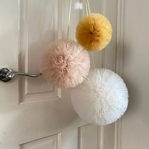 Yellow Mustard Pom Poms, Mustard Kids Room Decor, Gender Neutral Children’s Room, Mustard Nursery Decor, Neutral Nursery Wall Hangings