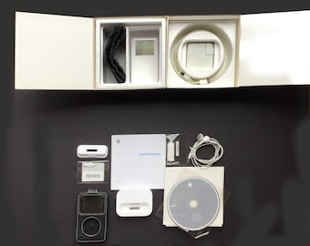 Apple Ipod Classic 3rd Generation 15GB White (A1040