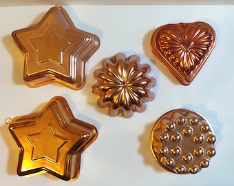 Surtido de moldes pequeños de cobre para gelatina - Moldes de cobre y aluminio para pasteles de gelatina, decoración de pared para colgar, formas de cobre, forma de estrella, corazón y flor, buen estado