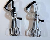 Large Primitive Kitchen Ekco High Speed Egg Beaters, Vintage Hand Mixer, 40s Hand Mixers by Ekco